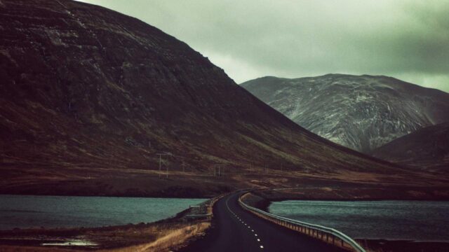 クラウドネイティブ設計パターン入門|マイクロサービス・コンテナ・サーバーレスの使い分け