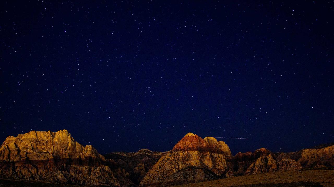 インフラエンジニアの業務委託契約とは？正社員との違いとリスクを解説